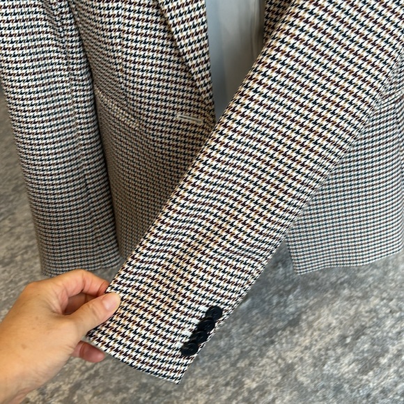 Jacket - Picture 6 of 6